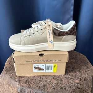Seven7 Women's Beige and Leopard Print Sneakers